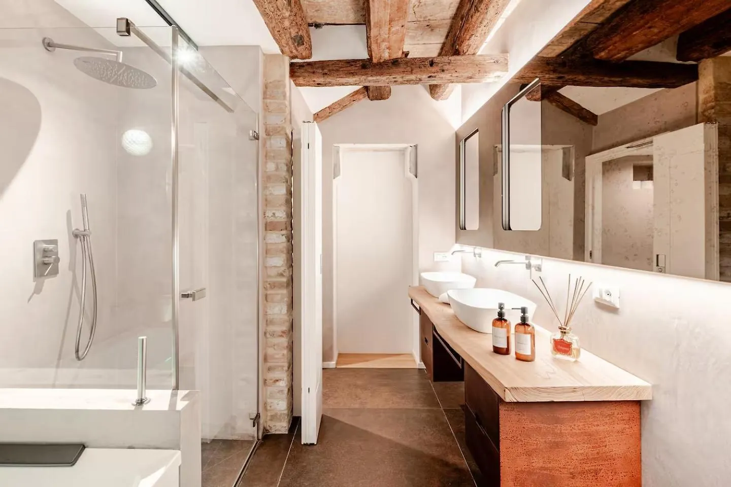 Venice Luxury Suite - Private Jacuzzi And Design Apartman