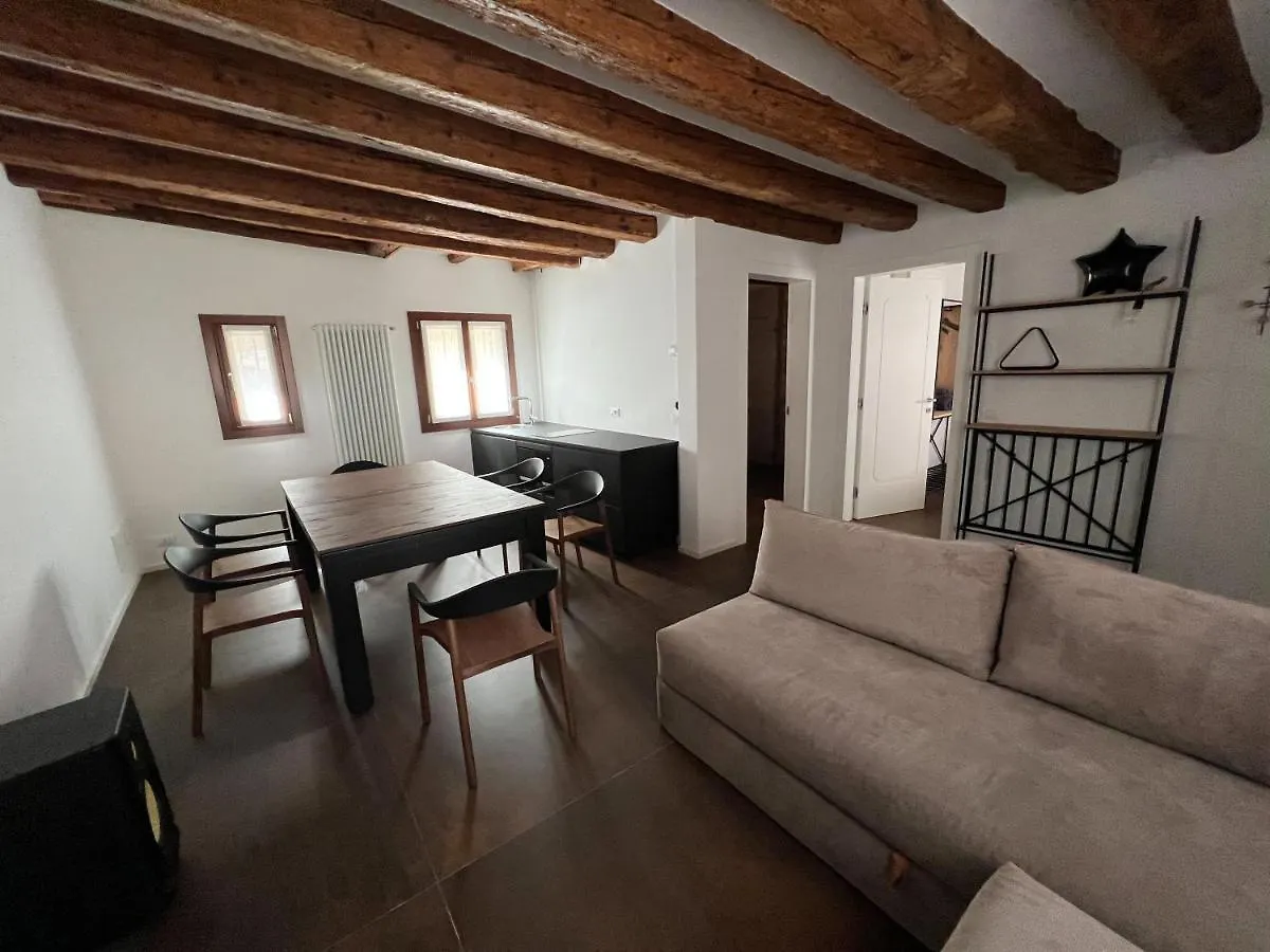 Venice Luxury Suite - Private Jacuzzi And Design